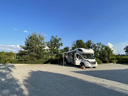 Stání pro obytná auta